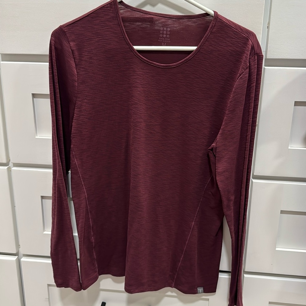 Title nine Henerala long sleeve top M